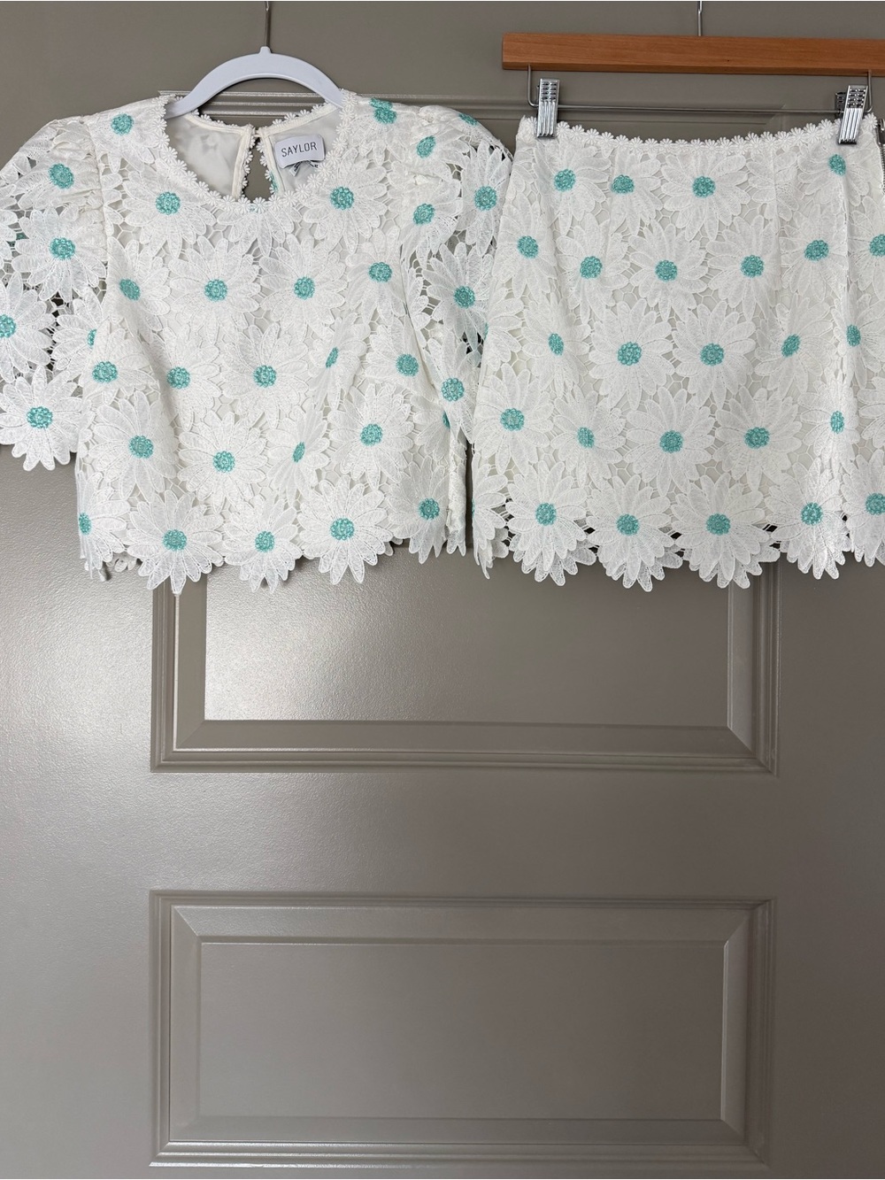 Saylor White Lace Daisy Two-Piece Set with Mint Accents